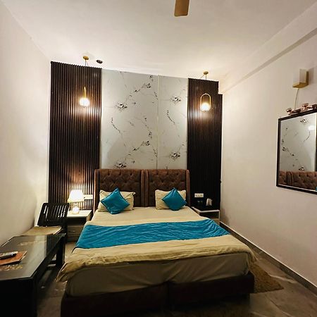 Kharar Shivjot Hotel מראה חיצוני תמונה