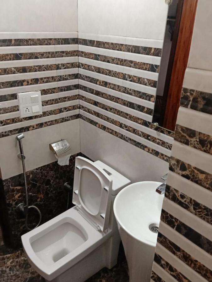 Kharar Shivjot Hotel מראה חיצוני תמונה