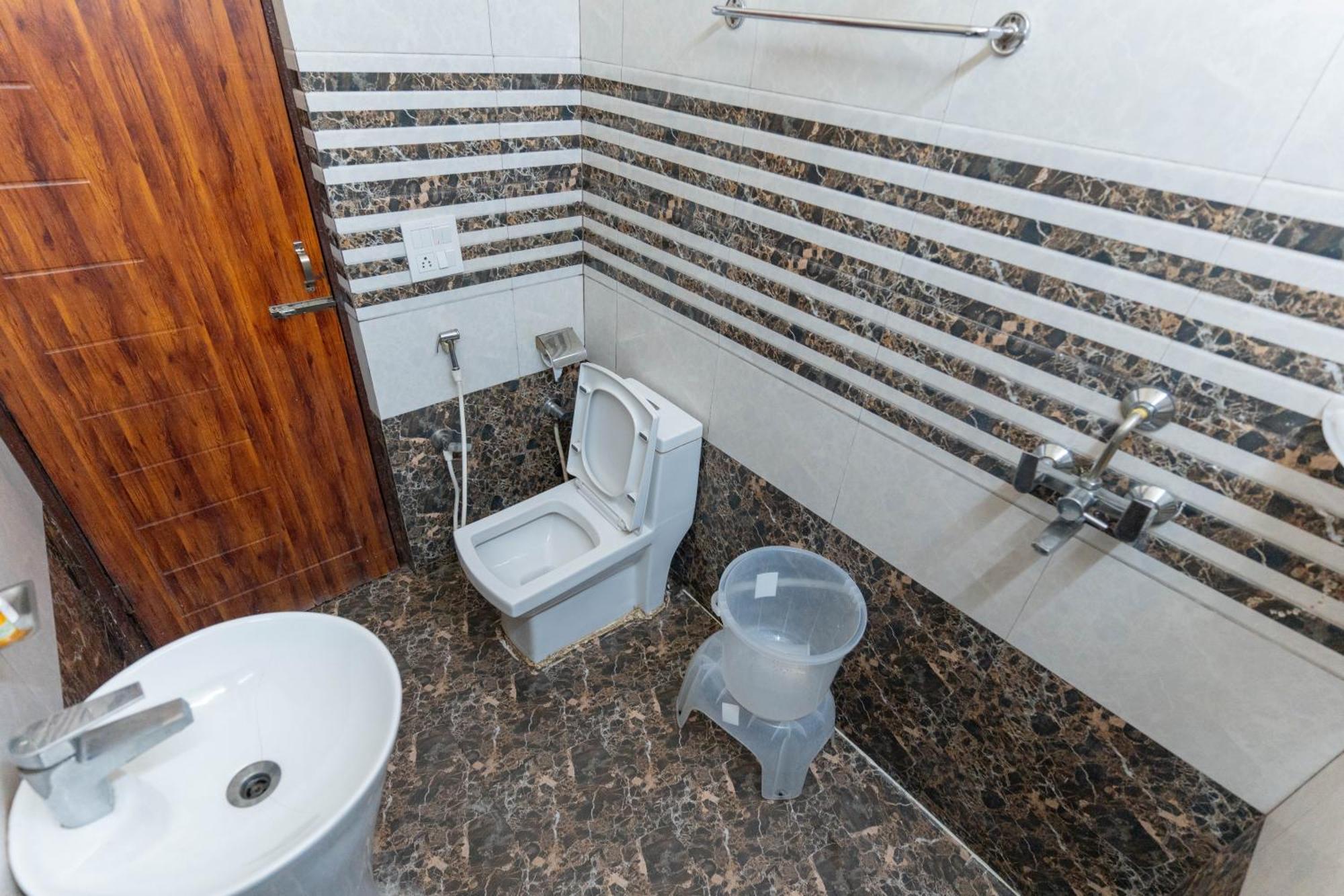 Kharar Shivjot Hotel מראה חיצוני תמונה
